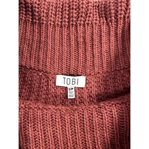 Burgundy Turtle Neck Crochet Sweater - Picture 3 of 3